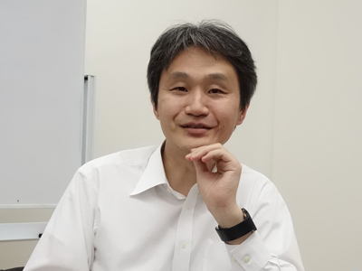 花井志生さん 花井志生さん