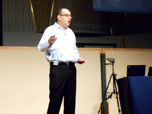 Oracle Corporation Vice President, Software Development Bernard Traversat氏