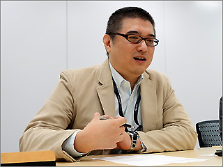 株式会社データホテル 事業開発室 シニアマネージャー/室長 冨成章彦氏