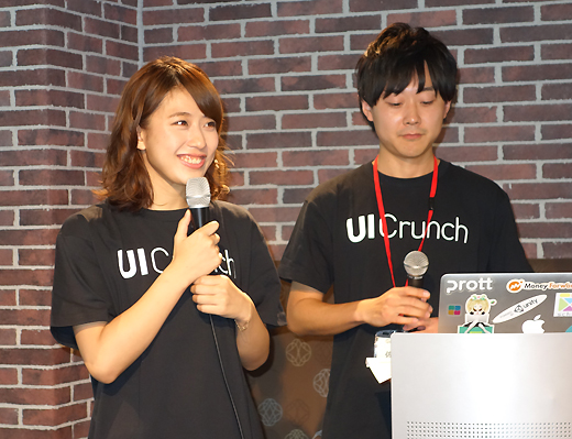 司会進行役の女優 兼 プログラマの池澤あやかさん(左)とグッドパッチ 佐宗 純さん(右)