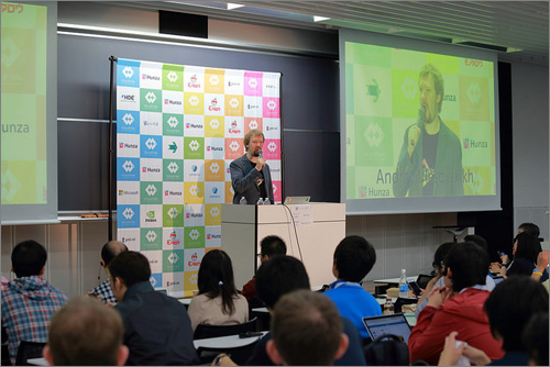 Andreyさんの基調講演の様子