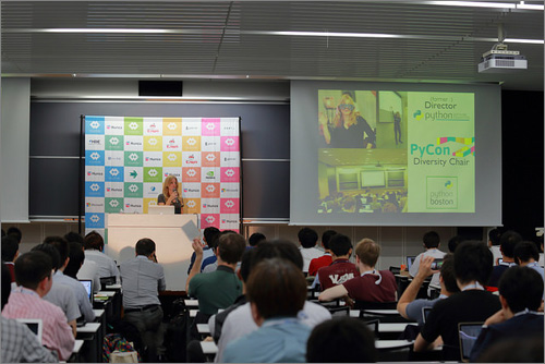 Jessicaさんの基調講演の様子