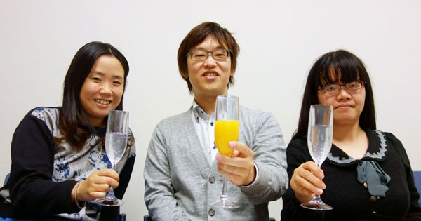 mhidakaさん(中):ソフトウェアエンジニア。Android開発者カンファレンスDroidKaigi代表理事。技術書のお祭り技術書典の主宰。技術技術情報の共有やコミュニケーションに興味を持ち、商業、非商業問わずエンジニアの発信について考えてます。新しい技術を知ることが好き。